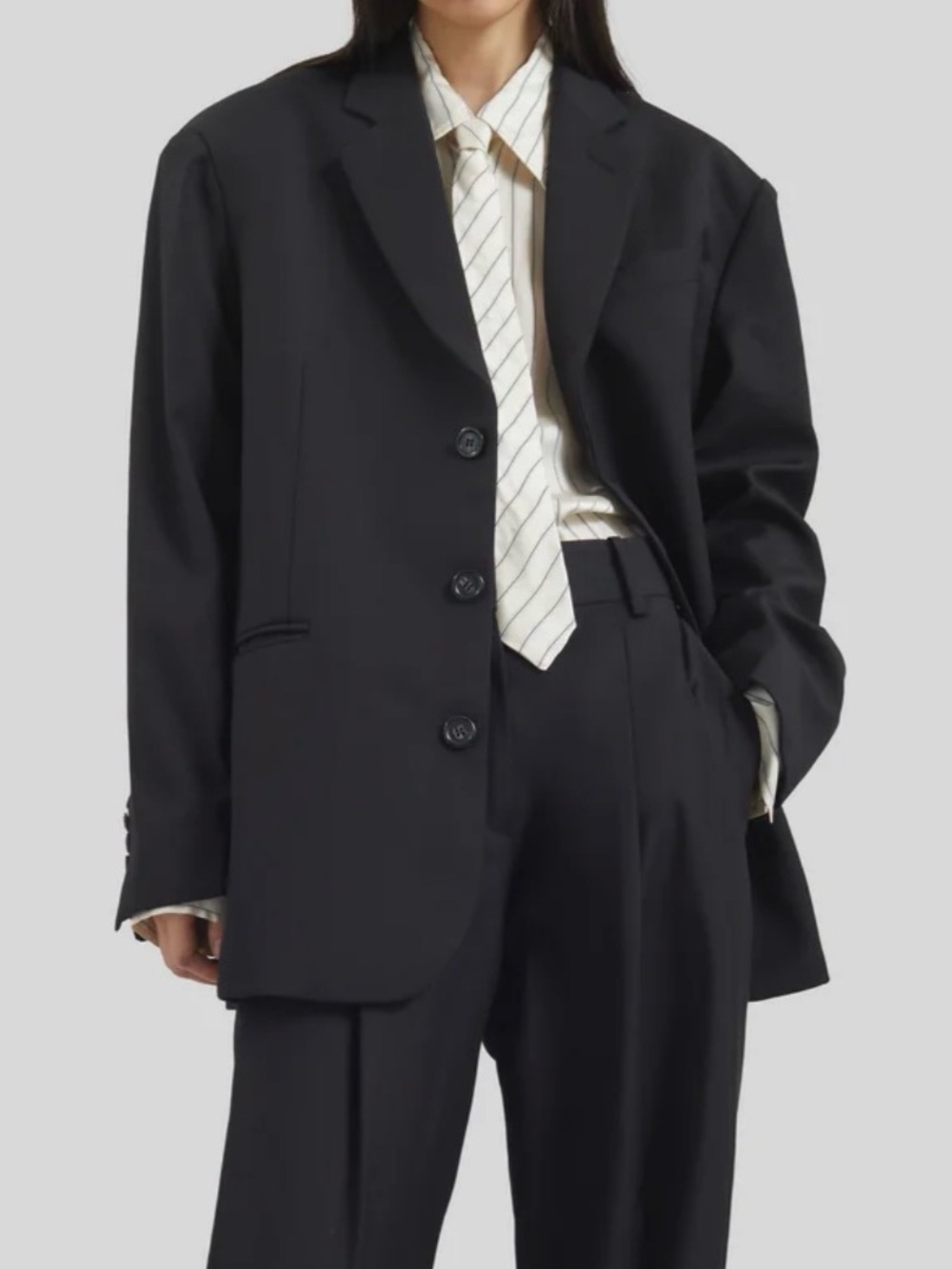 The Frankie Shop Oversized Gelso Blazer in black size XS/S